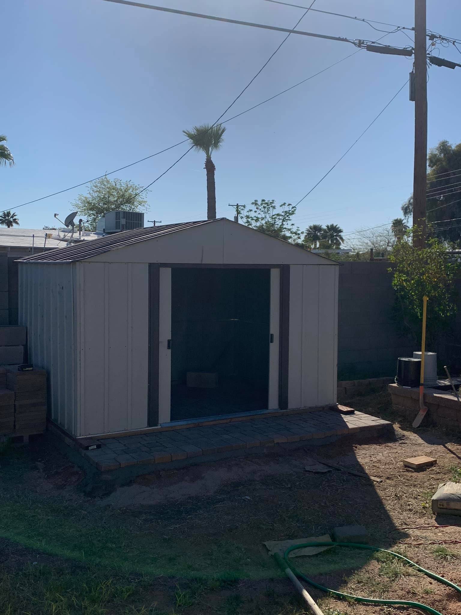 Outdoor Kitchens & BBQs